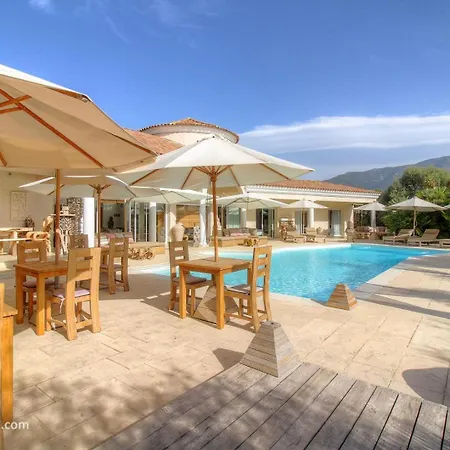 Torrella 3*